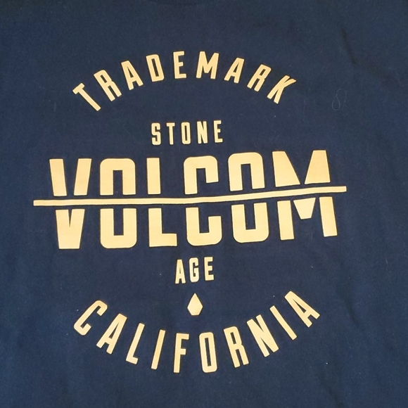 Blue Volcom Large Tee Shirt - Picture 2 of 4